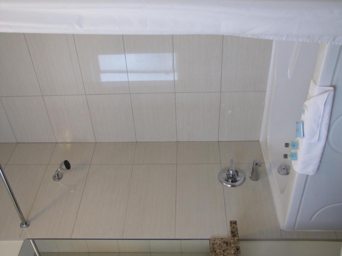 One-Bedroom Suite with Sofa Bed,1333218320:JPEG