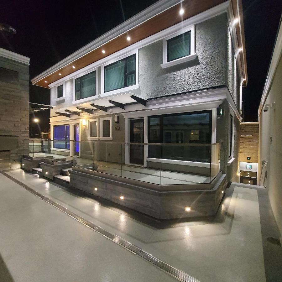 Three-Bedroom Premium Apartment