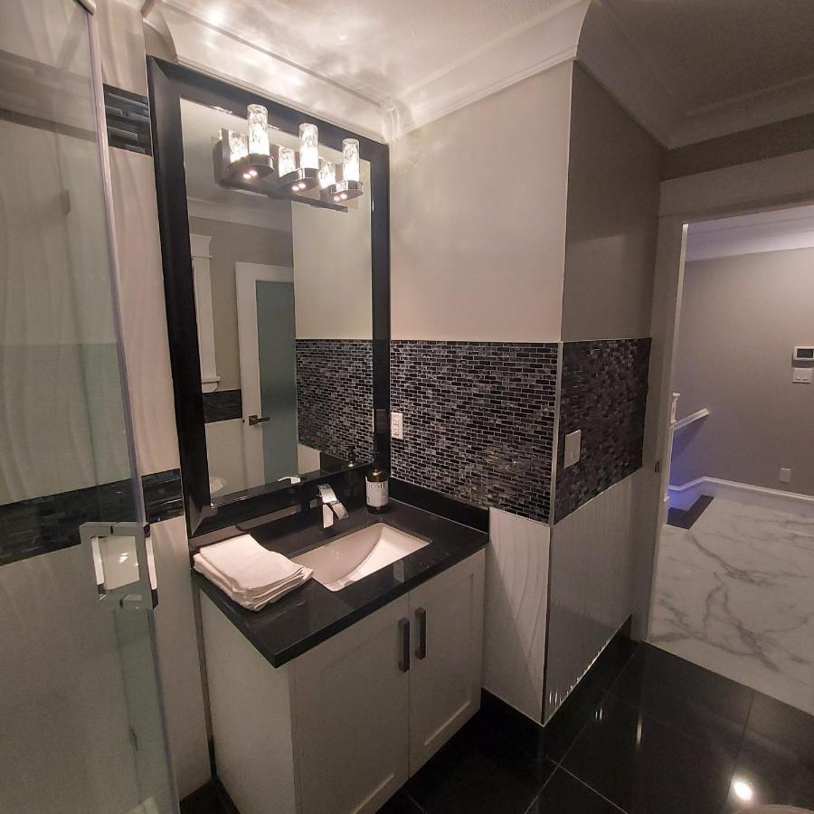 Three-Bedroom Premium Apartment