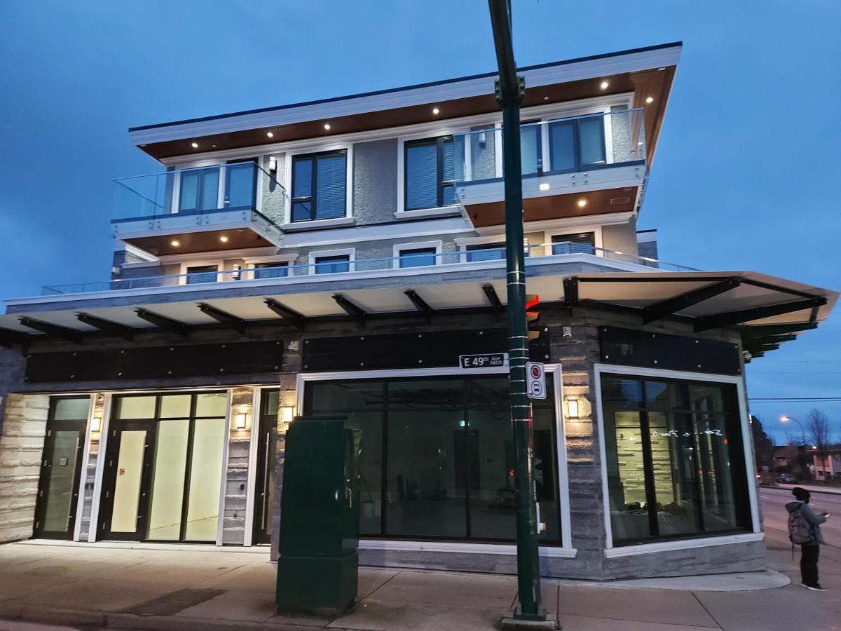 Three-Bedroom Premium Apartment