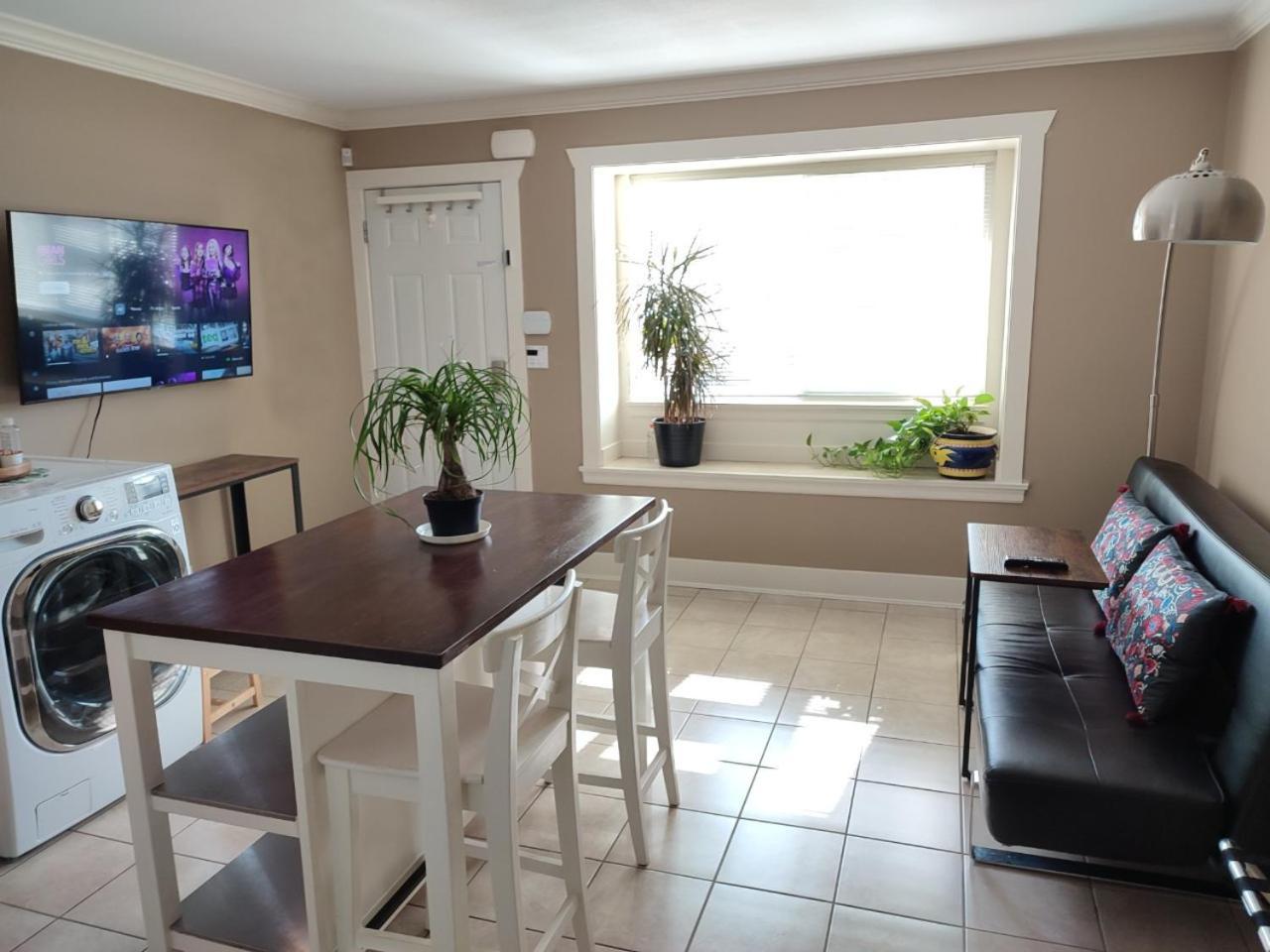 One-Bedroom Suite,1500831994:JPEG