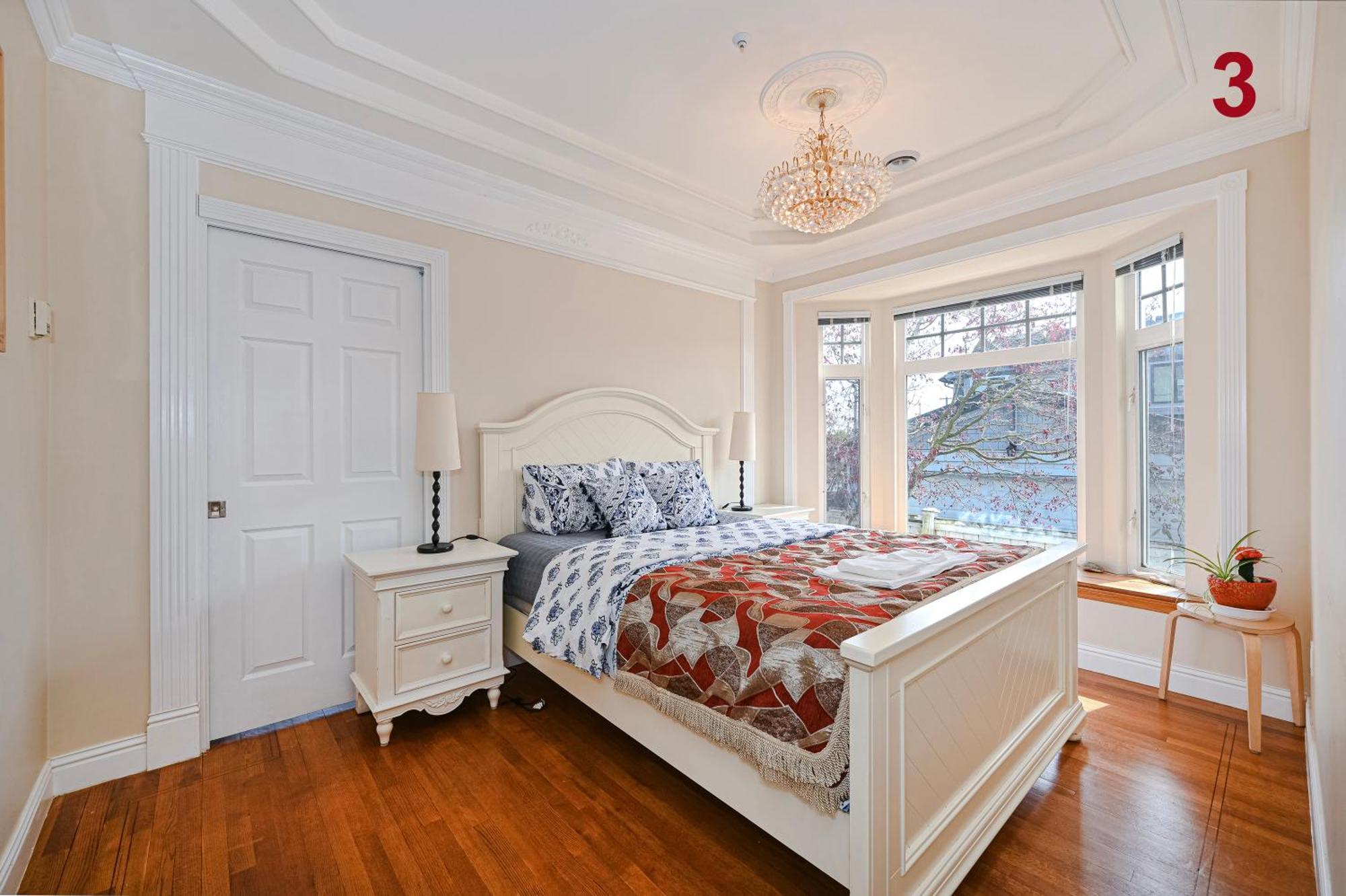 Seven-Bedroom House