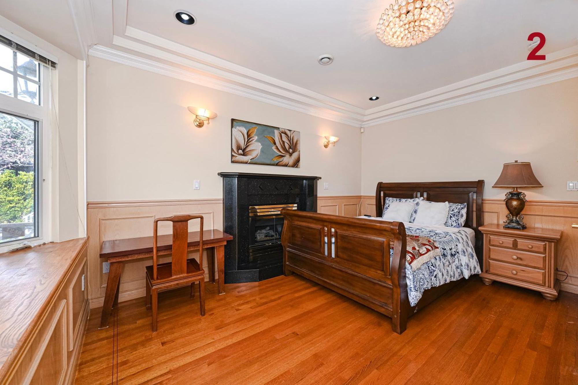 Seven-Bedroom House