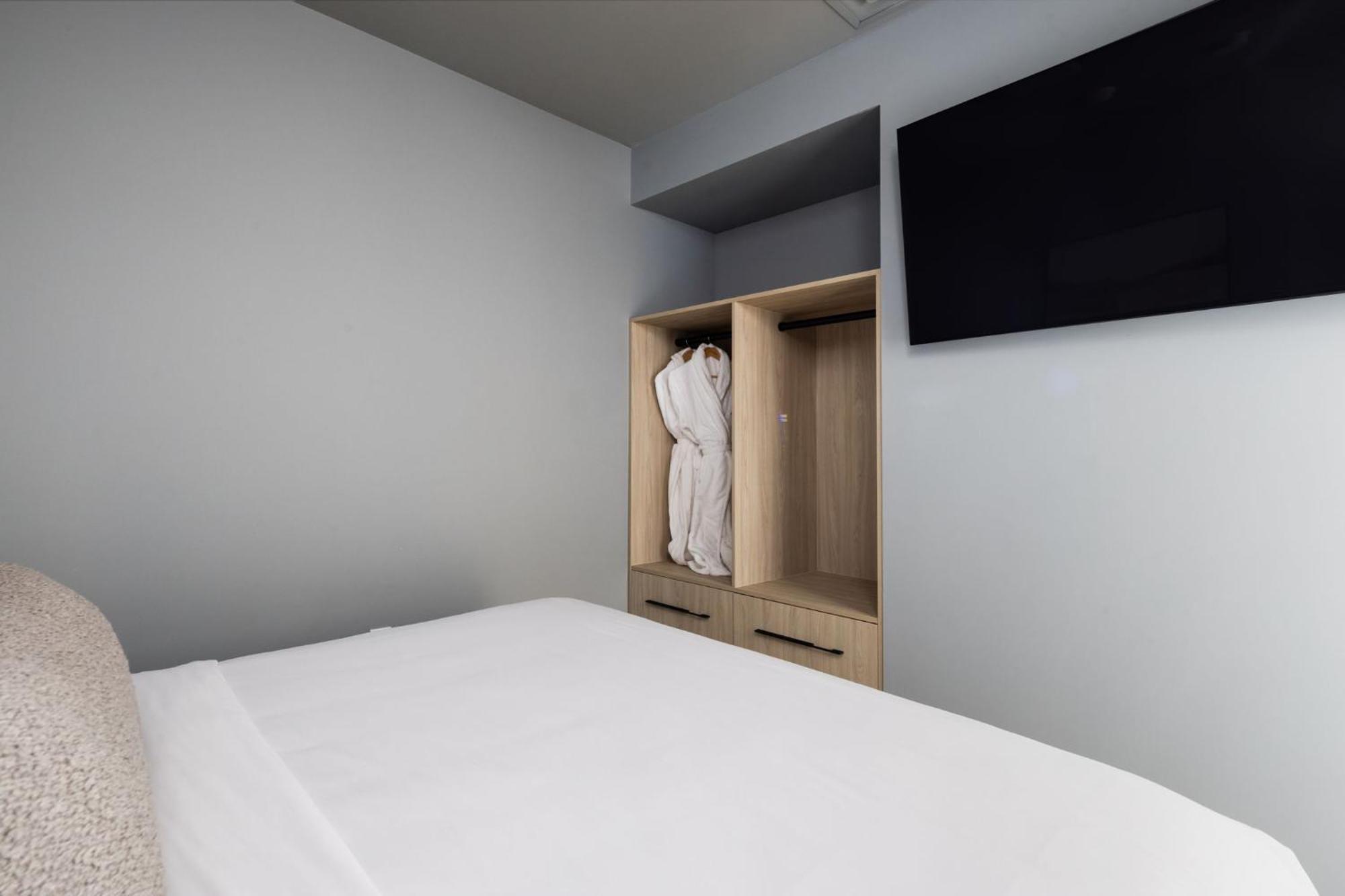 Two Bedroom Deluxe Apartment