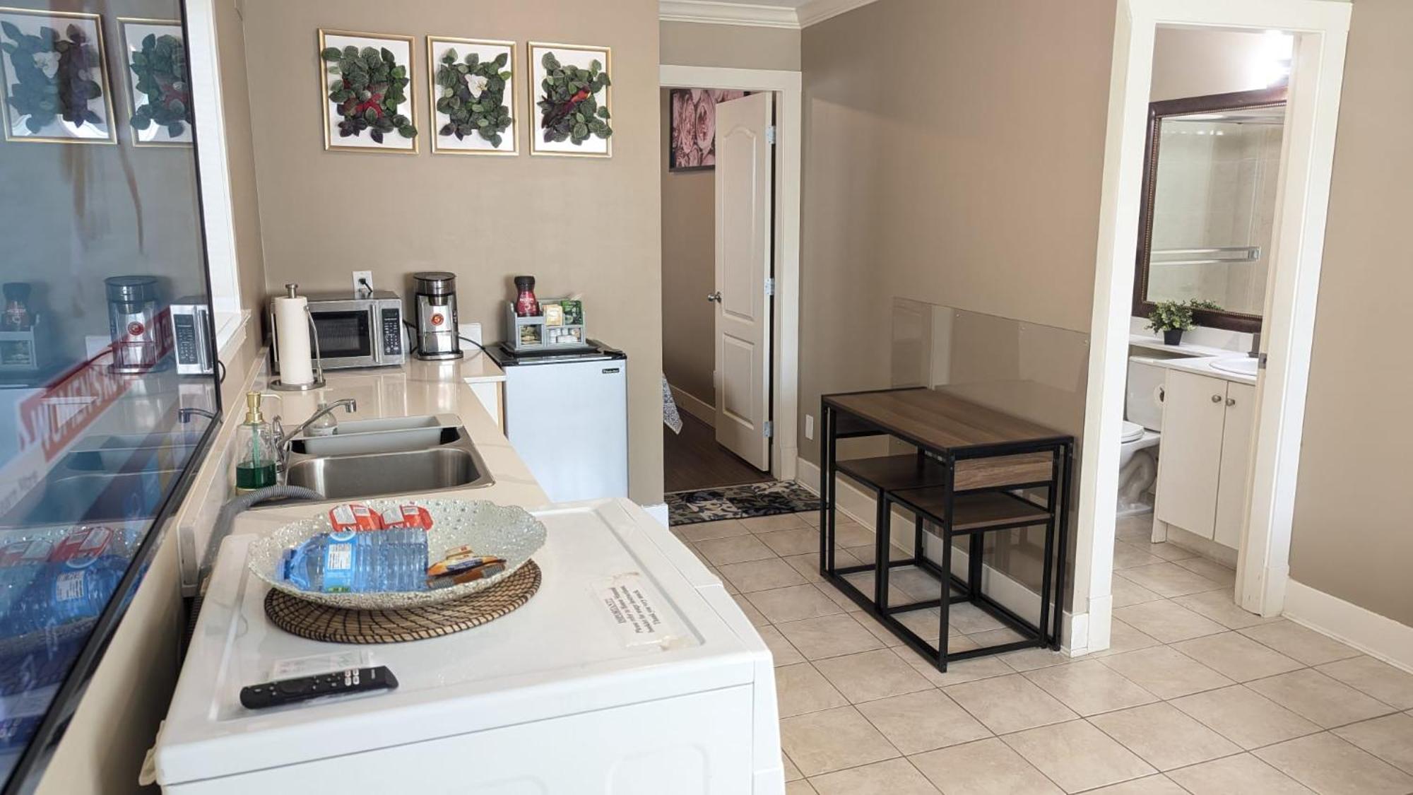 One-Bedroom Suite