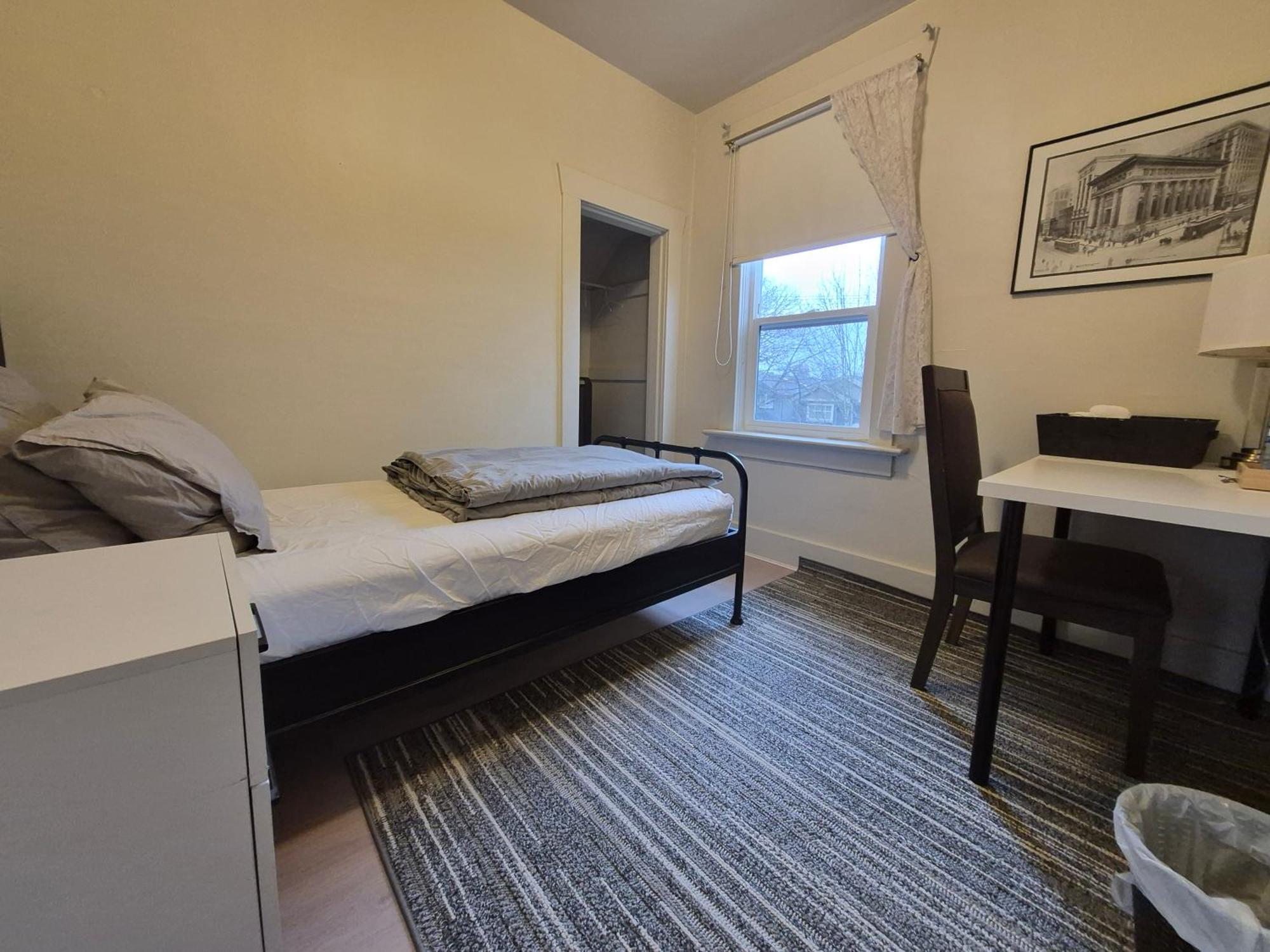 Single Room Shared Shower Toilet