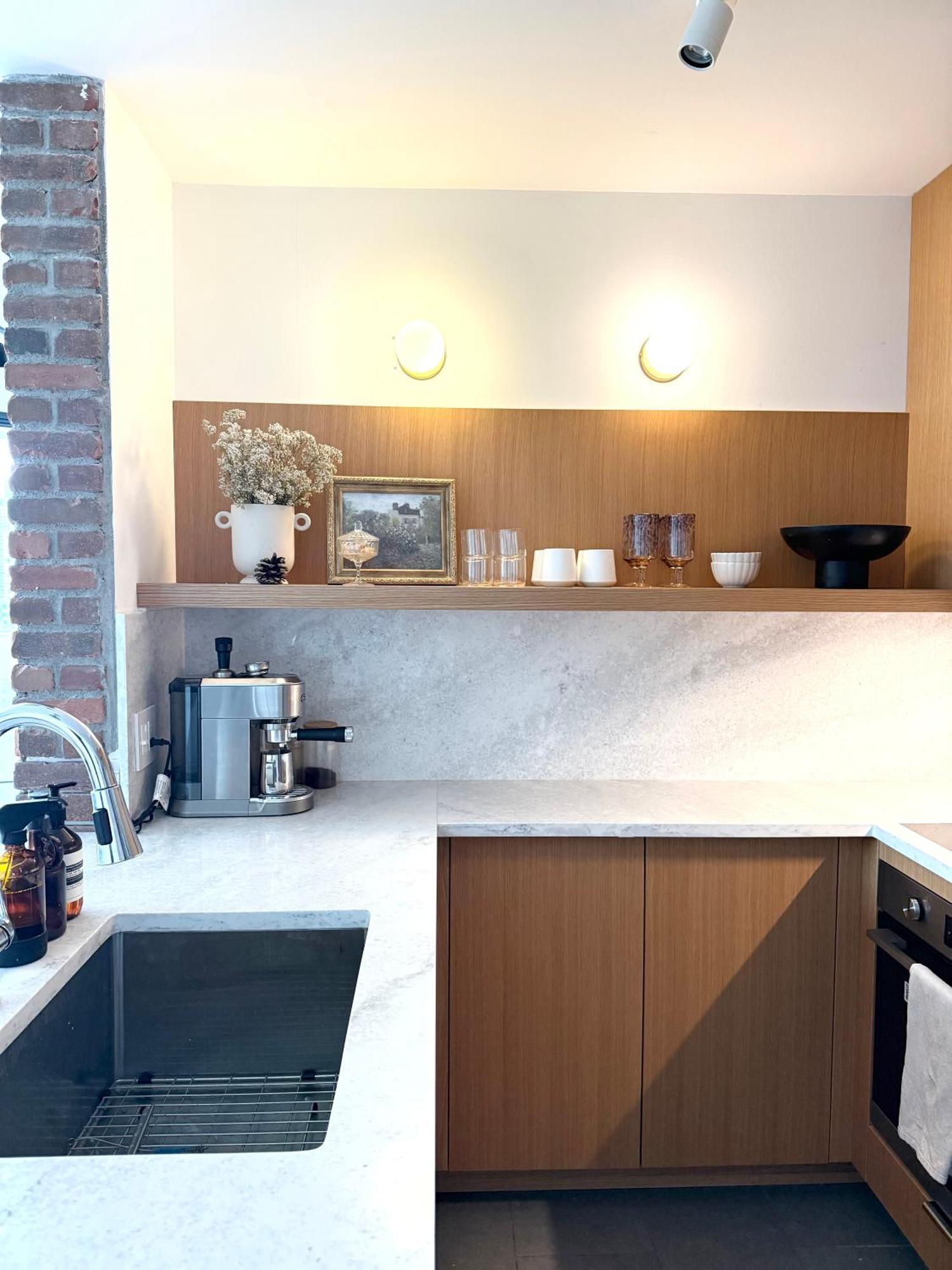 Three-Bedroom Apartment Water View