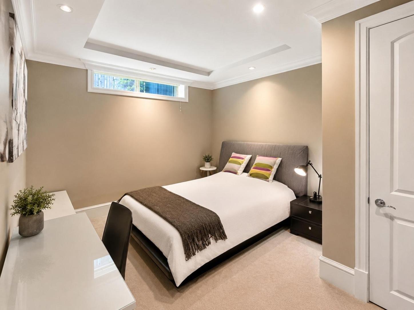 Double Room Private Bathroom