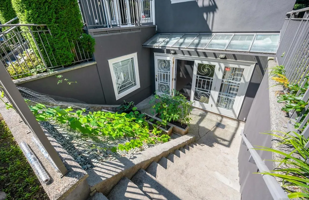 Cozy 3-Bedroom Home In Vancouver-1
