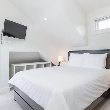 West Coast Luxury Living-2
