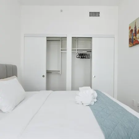 Lovely 2-Bedroom Condo In Vancouver-3