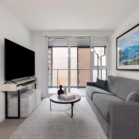 Level Downtown - Howe-3