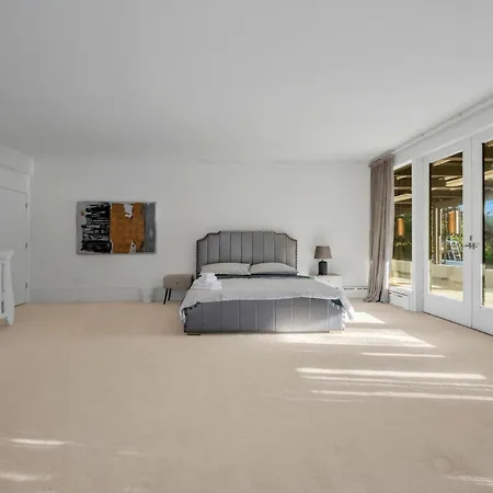 Historic Specious Home In Vancouver West-2