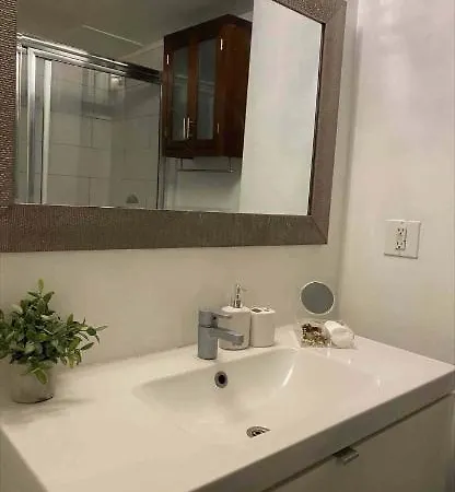 Cozy Vancouver Condo-3