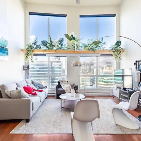 Loft In Downtown Vancouver With Free Parking-2