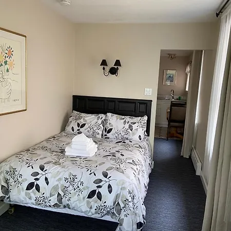 Douglas Guest House-2