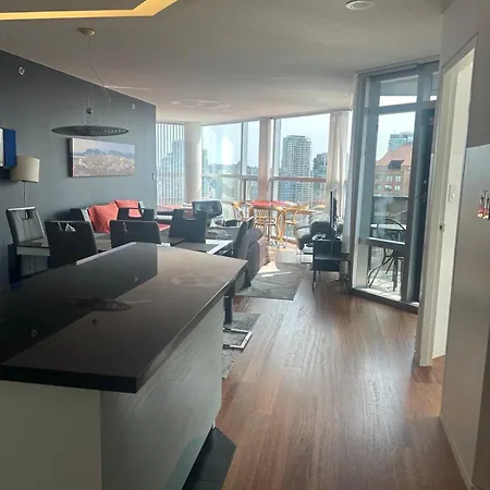 Your Alternative To A Five Star Hotel - Premium Location-2