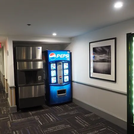 Best Western Plus Vancouver Airport Hotel-2