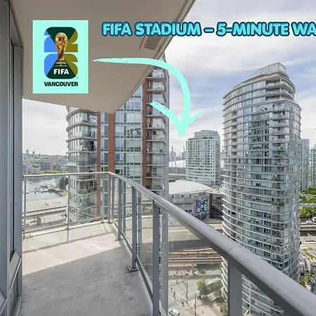 3-Bedrooms Premium Apartemnt With Stunning 180 Water, Mountain And City View Pool Hot Tub And Gym Heart Of Downtown Skytrain 3Mins Walk To Fifa Stadium-3