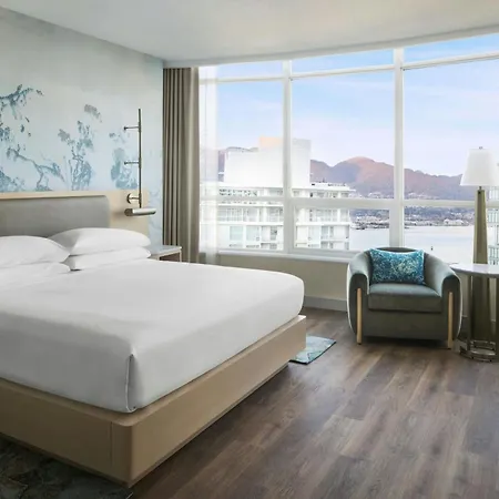 Vancouver Marriott Pinnacle Downtown Hotel-3