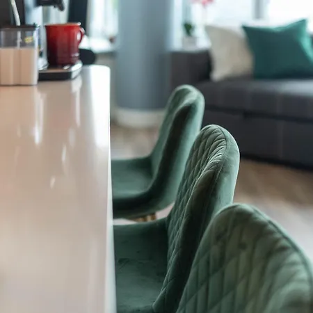 Vancouver Nest Downtown 2Br Near Rogers Arena-2
