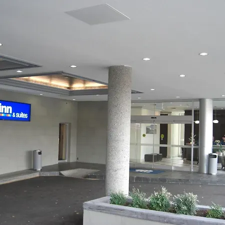 Park Inn & Suites By Radisson-3