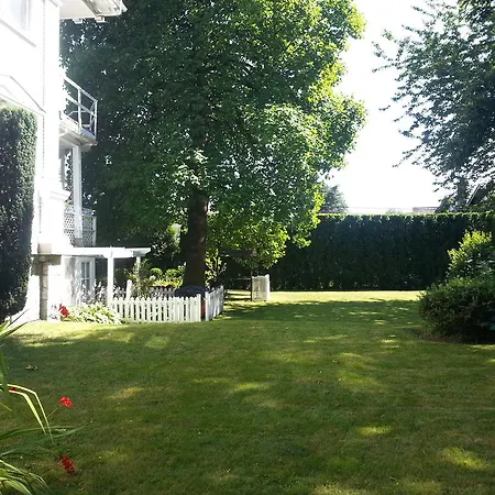 Balfour House-2