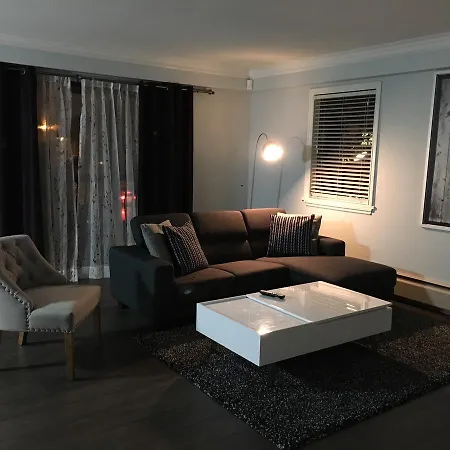 Twelve Oaks By Marquee Vancouver-2