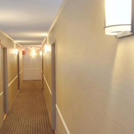 Robson Suites-2