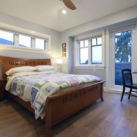 Vancouver Traveller B&B-3